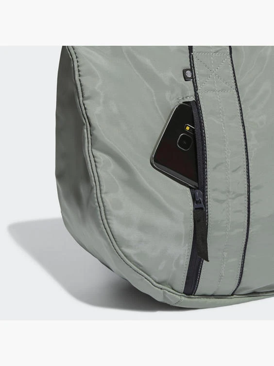 Adidas Studio Tragetasche 5 Adidas Studio Tragetasche – Bild 5